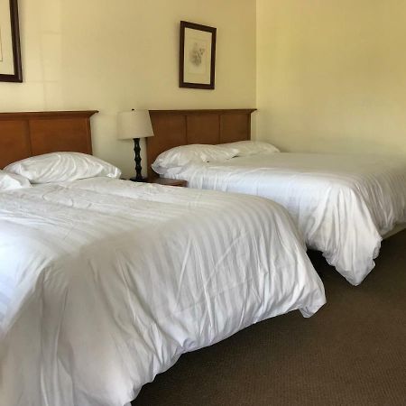Hopewell Rocks Motel & Country Inn Hopewell Cape Exterior foto
