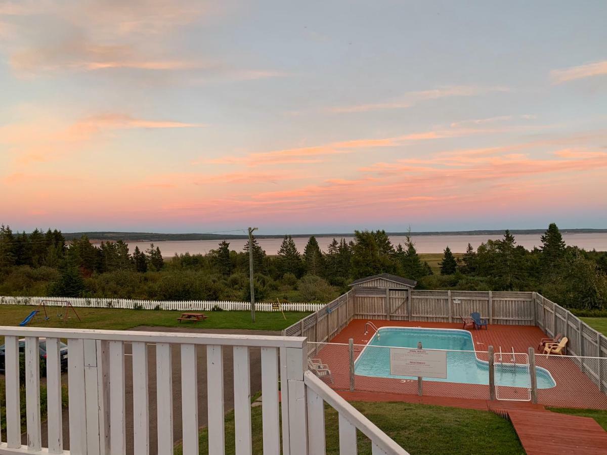 Hopewell Rocks Motel & Country Inn Hopewell Cape Exterior foto
