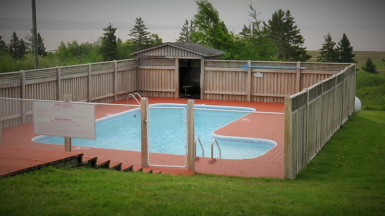 Hopewell Rocks Motel & Country Inn Hopewell Cape Exterior foto