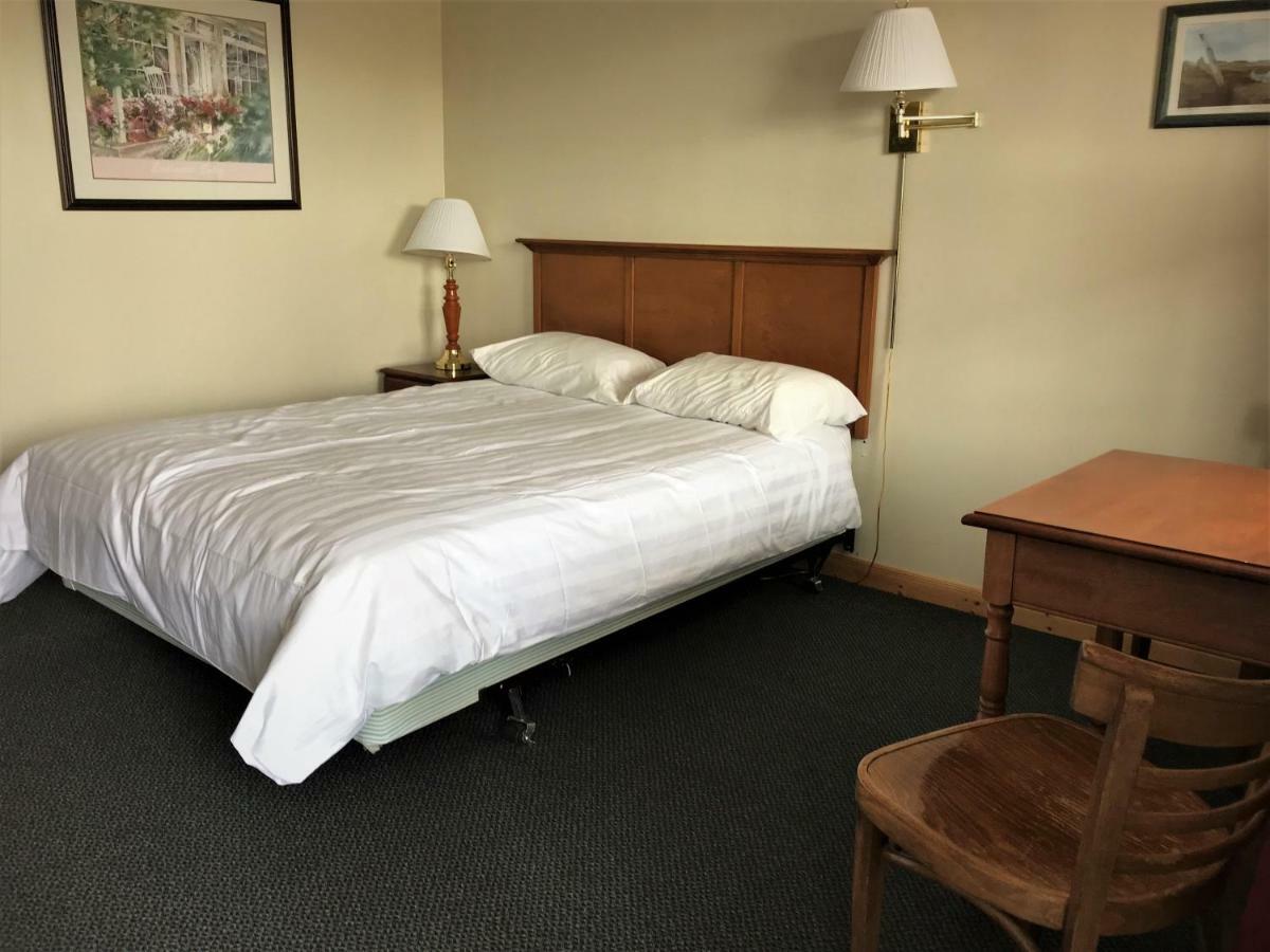 Hopewell Rocks Motel & Country Inn Hopewell Cape Exterior foto